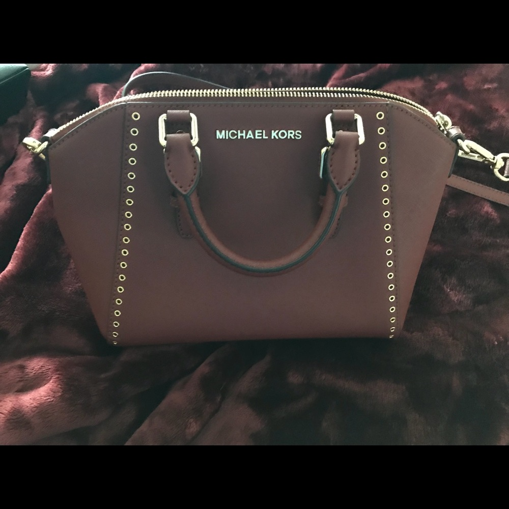 Red Michael kors bag